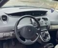 Серый Рено Гранд Сценик, объемом двигателя 2 л и пробегом 250 тыс. км за 3200 $, фото 5 на Automoto.ua