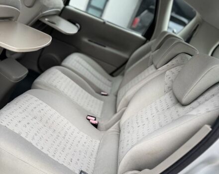 Серый Рено Гранд Сценик, объемом двигателя 1.6 л и пробегом 230 тыс. км за 4650 $, фото 7 на Automoto.ua