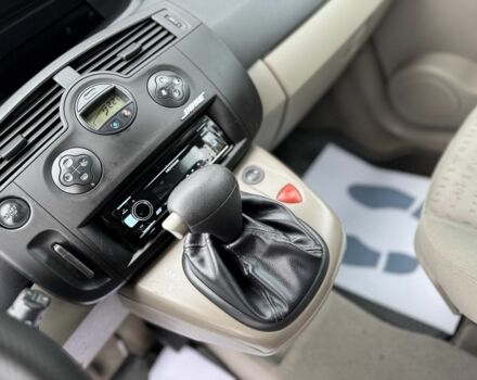 Серый Рено Гранд Сценик, объемом двигателя 1.6 л и пробегом 230 тыс. км за 4650 $, фото 6 на Automoto.ua