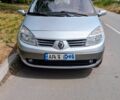 Серый Рено Гранд Сценик, объемом двигателя 2 л и пробегом 280 тыс. км за 4700 $, фото 1 на Automoto.ua