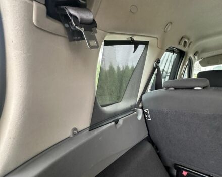 Серый Рено Гранд Сценик, объемом двигателя 1.9 л и пробегом 214 тыс. км за 4999 $, фото 17 на Automoto.ua