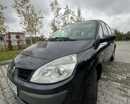 Серый Рено Гранд Сценик, объемом двигателя 1.9 л и пробегом 214 тыс. км за 4999 $, фото 1 на Automoto.ua