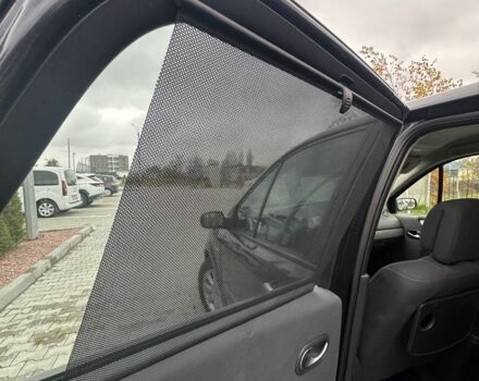 Серый Рено Гранд Сценик, объемом двигателя 1.9 л и пробегом 214 тыс. км за 4999 $, фото 5 на Automoto.ua