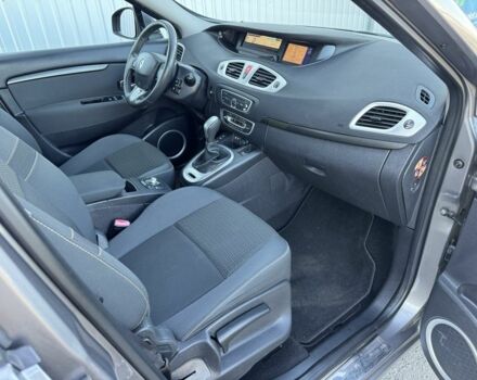 Серый Рено Гранд Сценик, объемом двигателя 1.5 л и пробегом 173 тыс. км за 8950 $, фото 10 на Automoto.ua