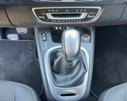 Серый Рено Гранд Сценик, объемом двигателя 1.5 л и пробегом 173 тыс. км за 8950 $, фото 19 на Automoto.ua