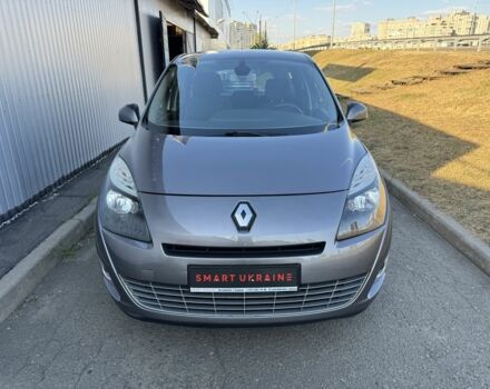 Серый Рено Гранд Сценик, объемом двигателя 1.5 л и пробегом 173 тыс. км за 8950 $, фото 6 на Automoto.ua