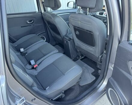 Серый Рено Гранд Сценик, объемом двигателя 1.5 л и пробегом 173 тыс. км за 8950 $, фото 14 на Automoto.ua