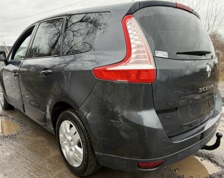 Сірий Рено Гранд Сценік, об'ємом двигуна 1.9 л та пробігом 300 тис. км за 3200 $, фото 3 на Automoto.ua