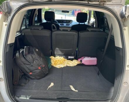 Сірий Рено Гранд Сценік, об'ємом двигуна 1.5 л та пробігом 219 тис. км за 7900 $, фото 5 на Automoto.ua