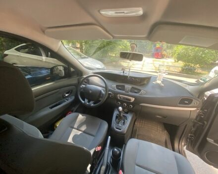 Сірий Рено Гранд Сценік, об'ємом двигуна 1.5 л та пробігом 219 тис. км за 7900 $, фото 2 на Automoto.ua