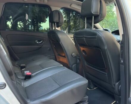 Серый Рено Гранд Сценик, объемом двигателя 1.6 л и пробегом 210 тыс. км за 9450 $, фото 6 на Automoto.ua