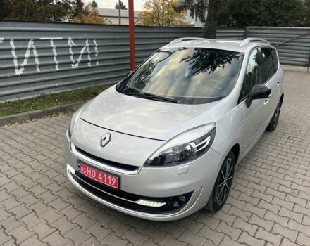 Серый Рено Гранд Сценик, объемом двигателя 1.5 л и пробегом 175 тыс. км за 9999 $, фото 2 на Automoto.ua