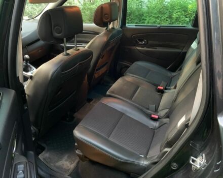 Сірий Рено Гранд Сценік, об'ємом двигуна 1.6 л та пробігом 255 тис. км за 6999 $, фото 11 на Automoto.ua