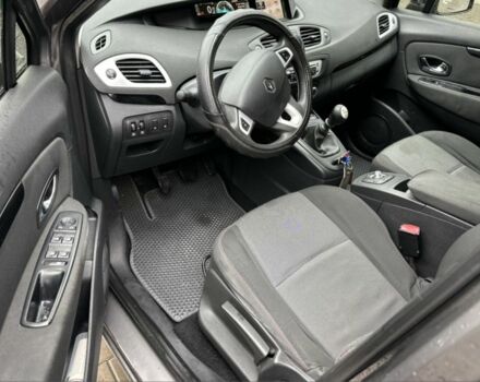 Сірий Рено Гранд Сценік, об'ємом двигуна 1.5 л та пробігом 250 тис. км за 6999 $, фото 12 на Automoto.ua