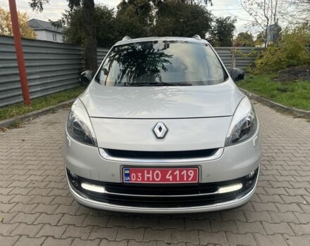 Серый Рено Гранд Сценик, объемом двигателя 1.5 л и пробегом 175 тыс. км за 9999 $, фото 1 на Automoto.ua