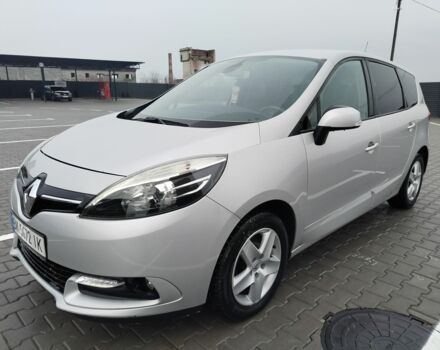 Серый Рено Гранд Сценик, объемом двигателя 1.5 л и пробегом 231 тыс. км за 8800 $, фото 4 на Automoto.ua