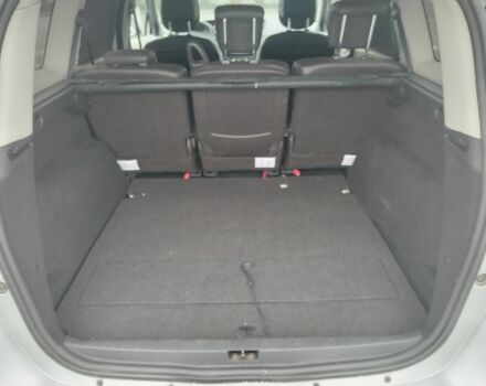 Серый Рено Гранд Сценик, объемом двигателя 1.5 л и пробегом 231 тыс. км за 8800 $, фото 13 на Automoto.ua