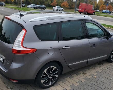 Серый Рено Гранд Сценик, объемом двигателя 1.5 л и пробегом 269 тыс. км за 10750 $, фото 5 на Automoto.ua