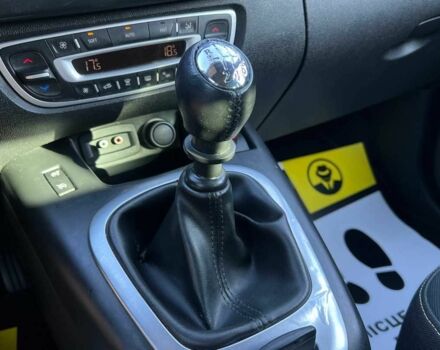 Серый Рено Гранд Сценик, объемом двигателя 1.9 л и пробегом 230 тыс. км за 7499 $, фото 13 на Automoto.ua