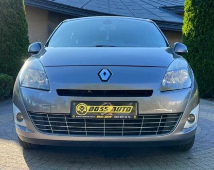 Серый Рено Гранд Сценик, объемом двигателя 1.9 л и пробегом 230 тыс. км за 7499 $, фото 1 на Automoto.ua