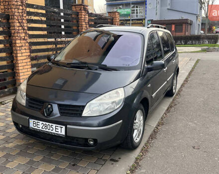 Серый Рено Гранд Сценик, объемом двигателя 2 л и пробегом 276 тыс. км за 5000 $, фото 1 на Automoto.ua