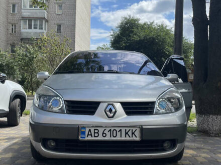 Рено Гранд Сценік 2004 у Вінниці на Automoto.ua Сірий Рено Гранд Сценік, об'ємом двигуна 1.9 л та пробігом 297 тис. км за 6500 $, фото 1 на Automoto.ua
