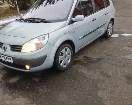 Серый Рено Гранд Сценик, объемом двигателя 2 л и пробегом 250 тыс. км за 4800 $, фото 1 на Automoto.ua