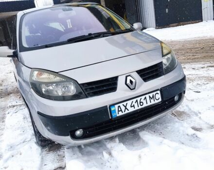 Серый Рено Гранд Сценик, объемом двигателя 2 л и пробегом 192 тыс. км за 4400 $, фото 1 на Automoto.ua