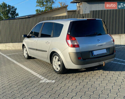 Серый Рено Гранд Сценик, объемом двигателя 2 л и пробегом 260 тыс. км за 4200 $, фото 1 на Automoto.ua