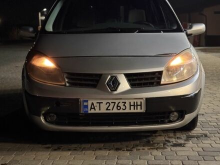 Рено Гранд Сценик 2004 в Ивано-Франковске на Automoto.ua Серый Рено Гранд Сценик, объемом двигателя 1.9 л и пробегом 3 тыс. км за 3299 $, фото 1 на Automoto.ua