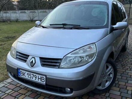 Серый Рено Гранд Сценик, объемом двигателя 2 л и пробегом 248 тыс. км за 4600 $, фото 1 на Automoto.ua