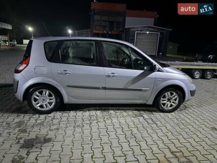 Сірий Рено Гранд Сценік, об'ємом двигуна 1.9 л та пробігом 183 тис. км за 3800 $, фото 1 на Automoto.ua