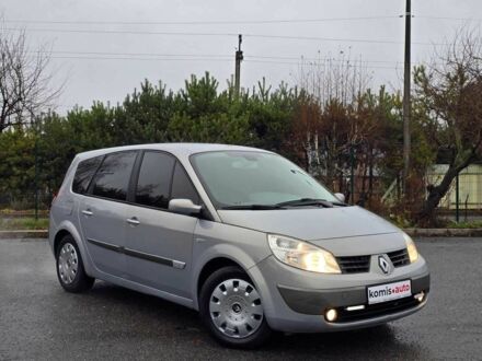 Сірий Рено Гранд Сценік, об'ємом двигуна 2 л та пробігом 274 тис. км за 5499 $, фото 1 на Automoto.ua