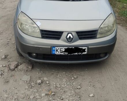 Серый Рено Гранд Сценик, объемом двигателя 0 л и пробегом 872 тыс. км за 3399 $, фото 1 на Automoto.ua