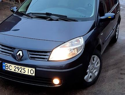 Рено Гранд Сценік 2005 у Харкові на Automoto.ua Сірий Рено Гранд Сценік, об'ємом двигуна 1.6 л та пробігом 240 тис. км за 5499 $, фото 1 на Automoto.ua