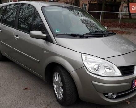Сірий Рено Гранд Сценік, об'ємом двигуна 2 л та пробігом 240 тис. км за 6800 $, фото 1 на Automoto.ua