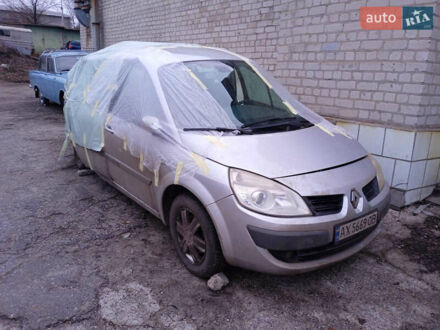 Рено Гранд Сценік 2007 у Харкові на Automoto.ua Сірий Рено Гранд Сценік, об'ємом двигуна 2 л та пробігом 150 тис. км за 2000 $, фото 1 на Automoto.ua