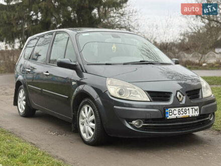Серый Рено Гранд Сценик, объемом двигателя 2 л и пробегом 365 тыс. км за 4444 $, фото 1 на Automoto.ua