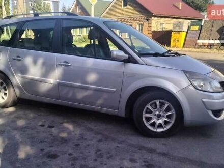 Рено Гранд Сценик 2008 в Кропивницком (Кировограде) на Automoto.ua Серый Рено Гранд Сценик, объемом двигателя 1.9 л и пробегом 247 тыс. км за 5300 $, фото 1 на Automoto.ua