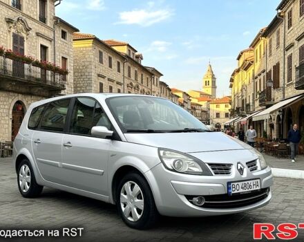 Серый Рено Гранд Сценик, объемом двигателя 1.6 л и пробегом 187 тыс. км за 5700 $, фото 1 на Automoto.ua