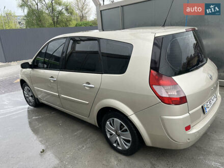 Сірий Рено Гранд Сценік, об'ємом двигуна 1.87 л та пробігом 236 тис. км за 5500 $, фото 1 на Automoto.ua