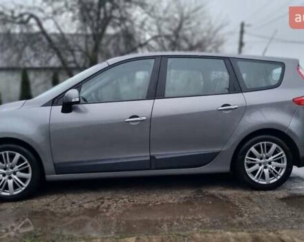 Сірий Рено Гранд Сценік, об'ємом двигуна 1.5 л та пробігом 243 тис. км за 6600 $, фото 1 на Automoto.ua