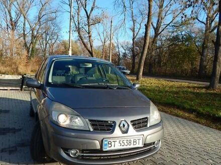 Рено Гранд Сценик 2009 в Дрогобыче на Automoto.ua Серый Рено Гранд Сценик, объемом двигателя 2 л и пробегом 288 тыс. км за 5900 $, фото 1 на Automoto.ua