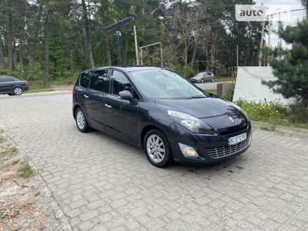 Рено Гранд Сценик 2009 в Львове на Automoto.ua Серый Рено Гранд Сценик, объемом двигателя 1.9 л и пробегом 270 тыс. км за 7300 $, фото 1 на Automoto.ua