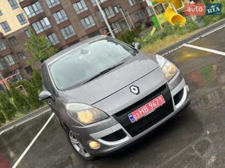 Рено Гранд Сценик 2009 в Чернигове на Automoto.ua Серый Рено Гранд Сценик, объемом двигателя 1.6 л и пробегом 165 тыс. км за 7999 $, фото 1 на Automoto.ua