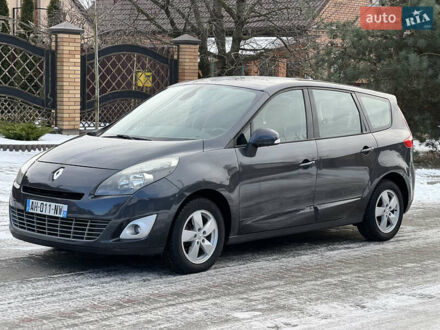 Серый Рено Гранд Сценик, объемом двигателя 0 л и пробегом 299 тыс. км за 6800 $, фото 1 на Automoto.ua