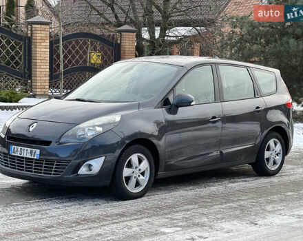 Серый Рено Гранд Сценик, объемом двигателя 0 л и пробегом 299 тыс. км за 6800 $, фото 1 на Automoto.ua