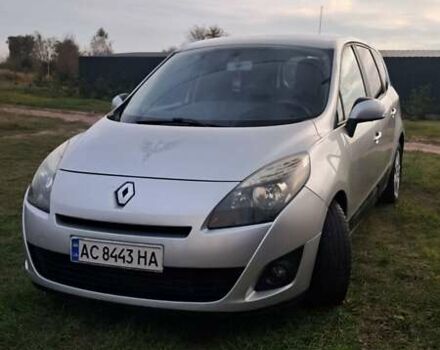 Серый Рено Гранд Сценик, объемом двигателя 1.46 л и пробегом 262 тыс. км за 6500 $, фото 1 на Automoto.ua