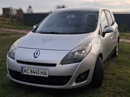 Серый Рено Гранд Сценик, объемом двигателя 1.5 л и пробегом 262 тыс. км за 6899 $, фото 1 на Automoto.ua
