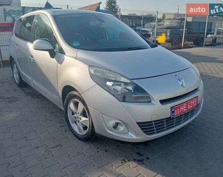 Серый Рено Гранд Сценик, объемом двигателя 1.9 л и пробегом 261 тыс. км за 6500 $, фото 1 на Automoto.ua
